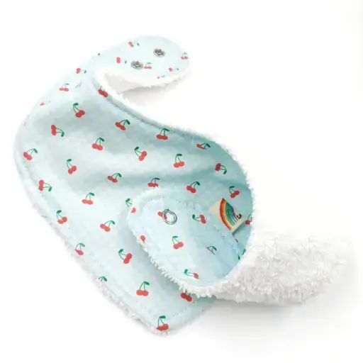 Havlulu Salya Önlüğü